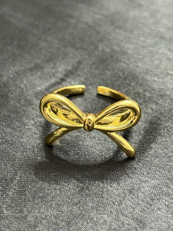 Golden Bow Ring (Adjustable)