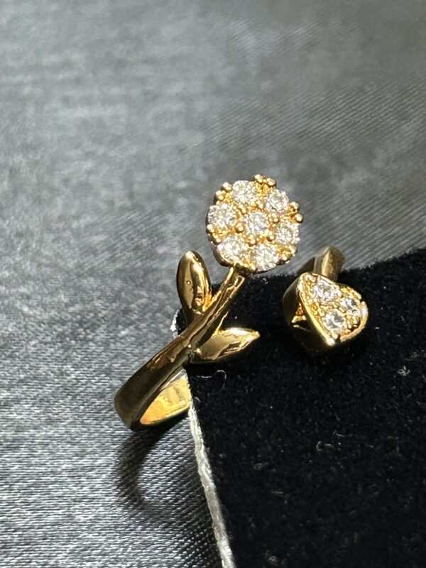 Blooming Grace Ring (Adjustable)
