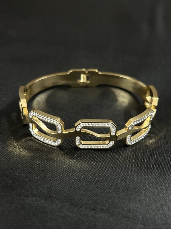 Aurora Link Cuff